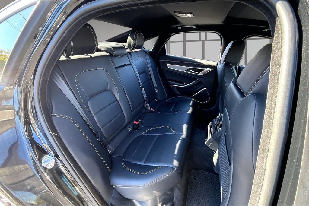Used 2023 Jaguar XF R-Dynamic SE AWD/4WD image 27