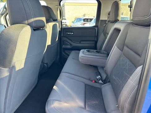 Certified 2025 Nissan Frontier SV image 13