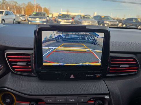 Used 2020 Hyundai Veloster Turbo R-Spec image 23