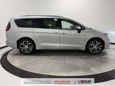 New 2026 Chrysler Pacifica Pinnacle w/ Trailer Tow Group image 7