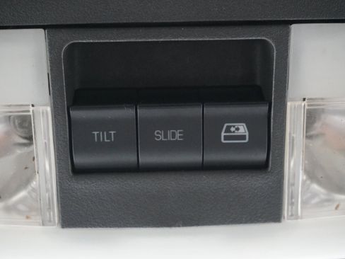 Used 2015 Ford F250 Lariat w/ Lariat Ultimate Package image 19