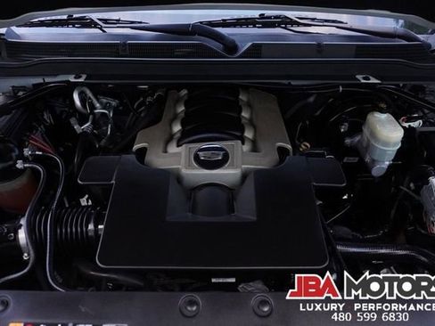 Used 2020 Cadillac Escalade ESV Platinum image 91