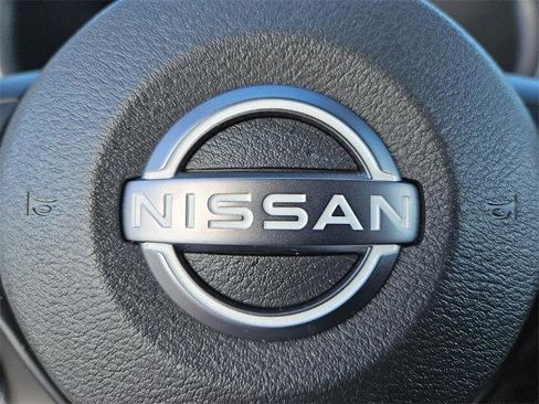 Certified 2025 Nissan Kicks Play S image 26
