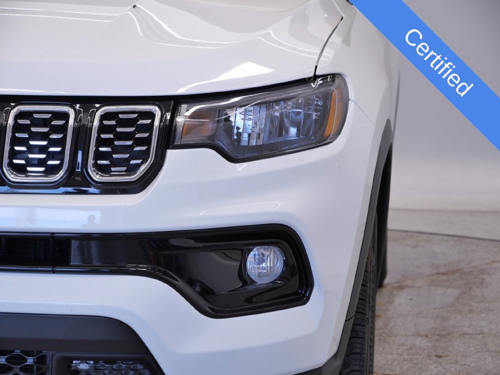 Certified 2024 Jeep Compass Limited AWD/4WD image 12