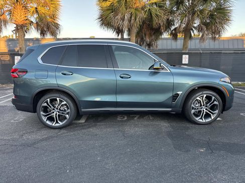 New 2026 BMW X5 sDrive40i w/ Premium Package image 2