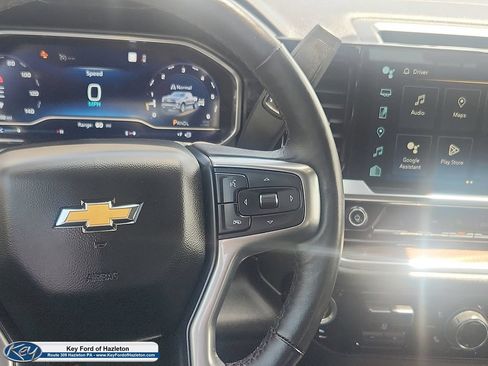 Used 2022 Chevrolet Silverado 1500 LT w/ Z71 Off-Road Package AWD/4WD image 17