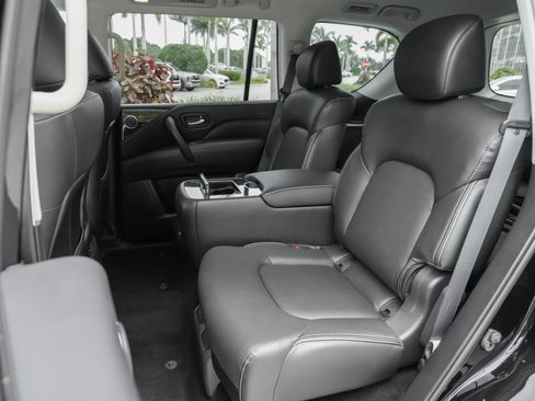 Used 2023 INFINITI QX80 Luxe w/ Cargo Package RWD image 35