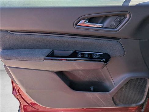 Used 2024 Honda Prologue EX image 10