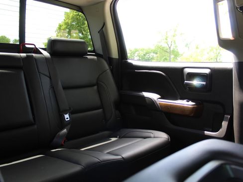 Used 2015 Chevrolet Silverado 2500 LTZ w/ Duramax Plus Package AWD/4WD image 14