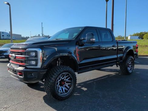 New 2026 Ford F250 Lariat w/ Black Appearance Package image 8