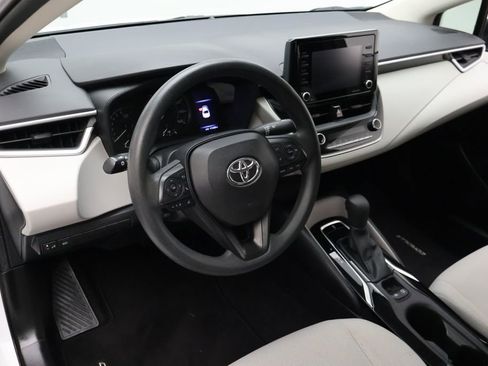 Certified 2022 Toyota Corolla L image 15