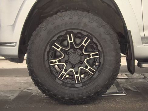 Used 2020 Toyota 4Runner Limited RWD image 8
