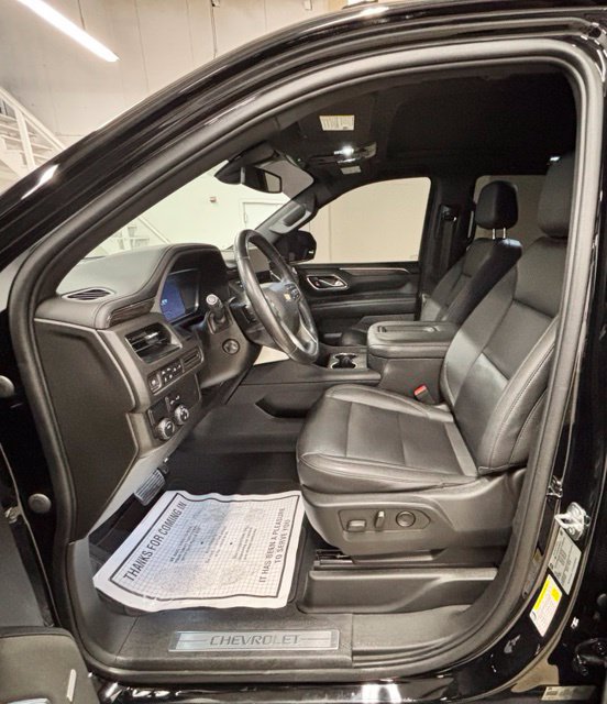 Used 2022 Chevrolet Tahoe LT w/ LT Signature Plus Package RWD image 23