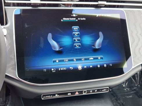 New 2026 Mercedes-Benz E 350 4MATIC Sedan image 18