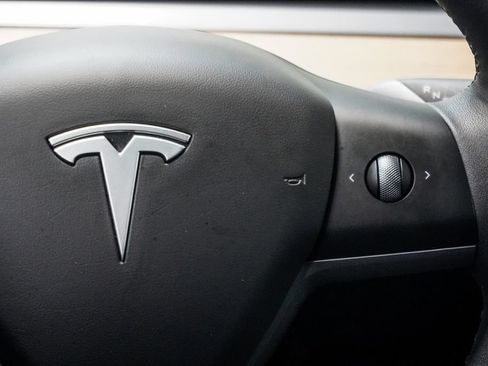 Used 2023 Tesla Model 3 Standard Range RWD image 14