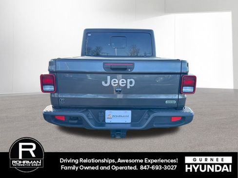 Used 2021 Jeep Gladiator Overland w/ Dual Top Group image 9