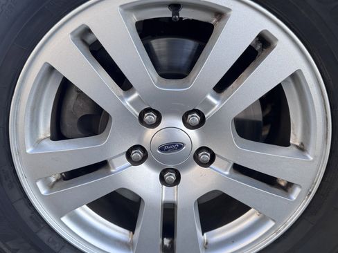 Used 2010 Ford Edge SE image 57