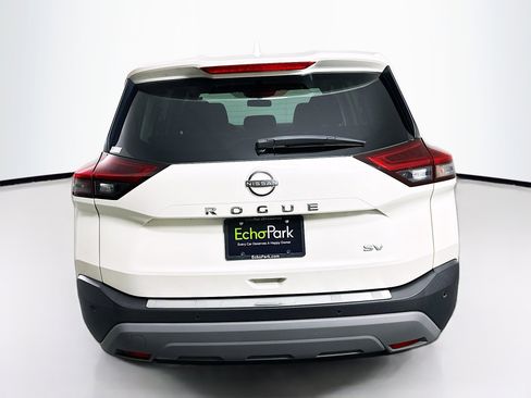 Used 2023 Nissan Rogue SV FWD image 7