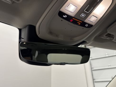 Used 2023 Volvo XC90 T8 Ultimate image 22