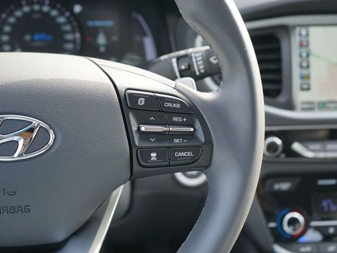 Used 2019 Hyundai Ioniq Limited w/ Ultimate Package 02 image 22