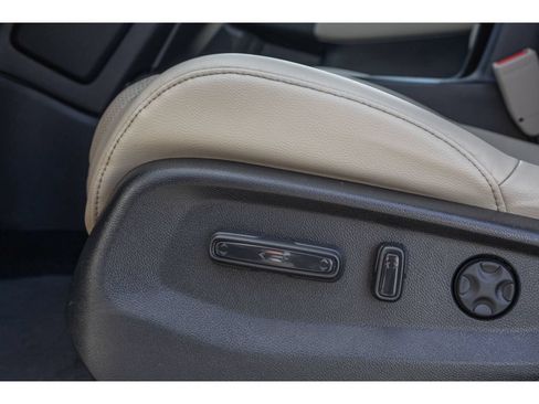Used 2019 Honda CR-V EX-L image 16