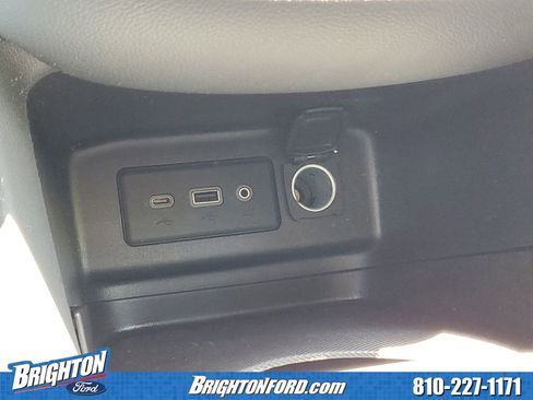 Used 2019 Chevrolet Equinox LT FWD image 25
