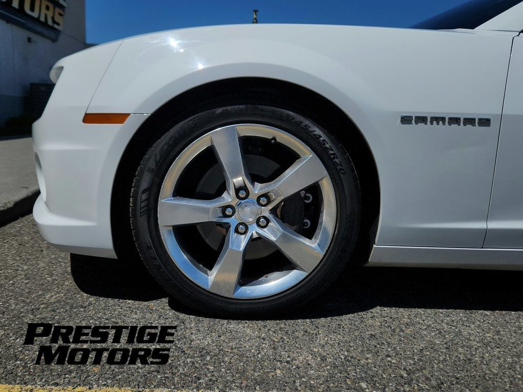 Used 2011 Chevrolet Camaro SS w/ RS Package RWD image 9