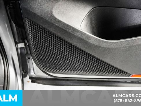 Used 2024 Volkswagen Atlas Cross Sport SE image 45