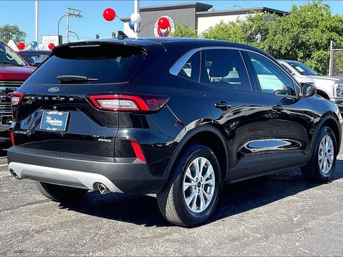 Certified 2023 Ford Escape Active AWD/4WD image 12