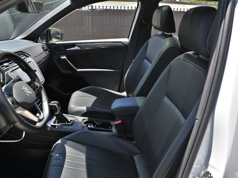 Used 2024 Volkswagen Tiguan SE R-Line FWD image 13