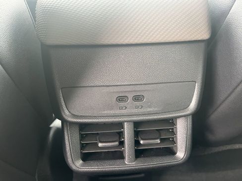 New 2026 Chevrolet Equinox LT w/ Convenience Package II FWD image 29
