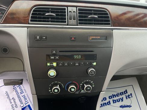 Used 2007 Buick LaCrosse CX image 13