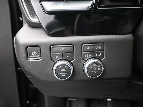 New 2026 GMC Sierra 1500 SLT w/ SLT Premium Plus Package image 33