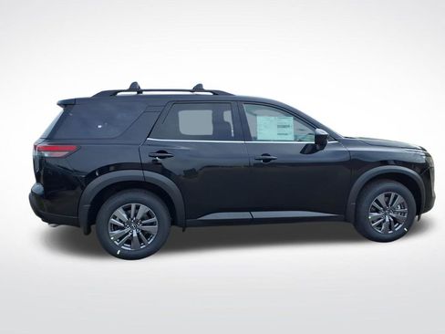 New 2026 Nissan Pathfinder SV image 8