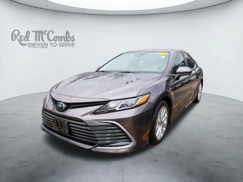 Used 2023 Toyota Camry LE FWD image 1
