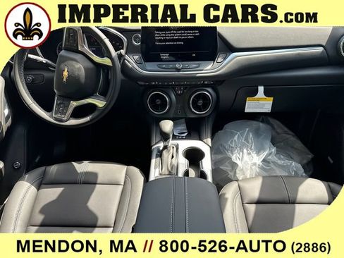 New 2026 Chevrolet Blazer LT w/ Sound & Technology Package AWD/4WD image 17