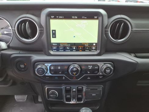 Certified 2022 Jeep Wrangler Unlimited Sahara w/ Cold Weather Group AWD/4WD image 23