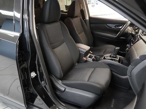 Used 2018 Nissan Rogue SV AWD/4WD image 23