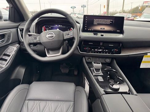 New 2026 Nissan Rogue Platinum w/ Platinum Premium Package AWD/4WD image 13