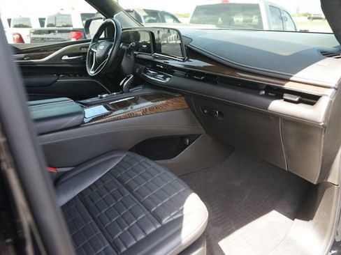 Used 2023 Cadillac Escalade Sport Platinum w/ LPO, ONYX Package AWD/4WD image 20