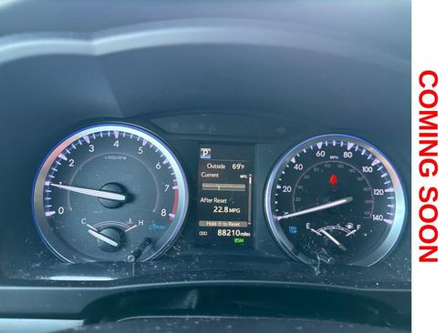 Used 2019 Toyota Highlander XLE AWD/4WD image 15
