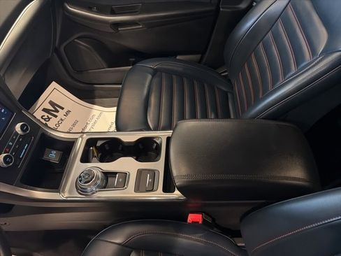 Used 2022 Ford Edge SEL w/ Sport Appearance Package image 14