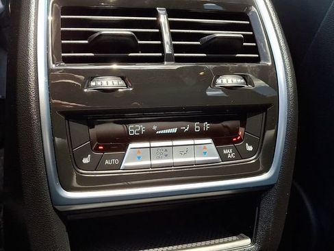 Used 2024 BMW X5 xDrive40i w/ M Sport Package AWD/4WD image 11
