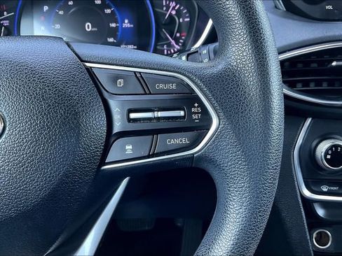 Used 2019 Hyundai Santa Fe SEL image 19