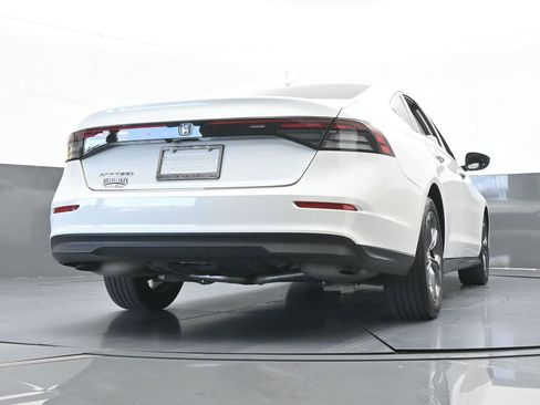 Used 2023 Honda Accord EX image 57
