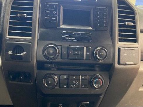 Used 2017 Ford F250 XL w/ Power Equipment Group image 17