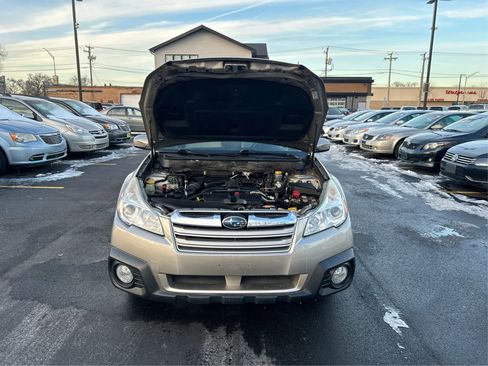 Used 2014 Subaru Outback 2.5i Premium image 13