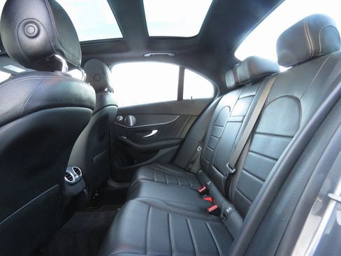 Used 2021 Mercedes-Benz C 300 4MATIC Sedan image 21