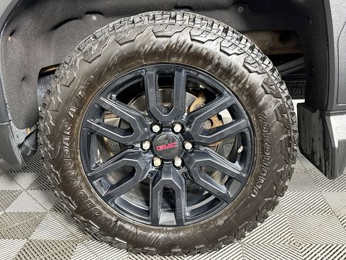 Used 2019 GMC Sierra 1500 Elevation image 35