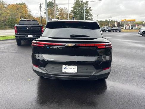 New 2026 Chevrolet Equinox EV LT image 3